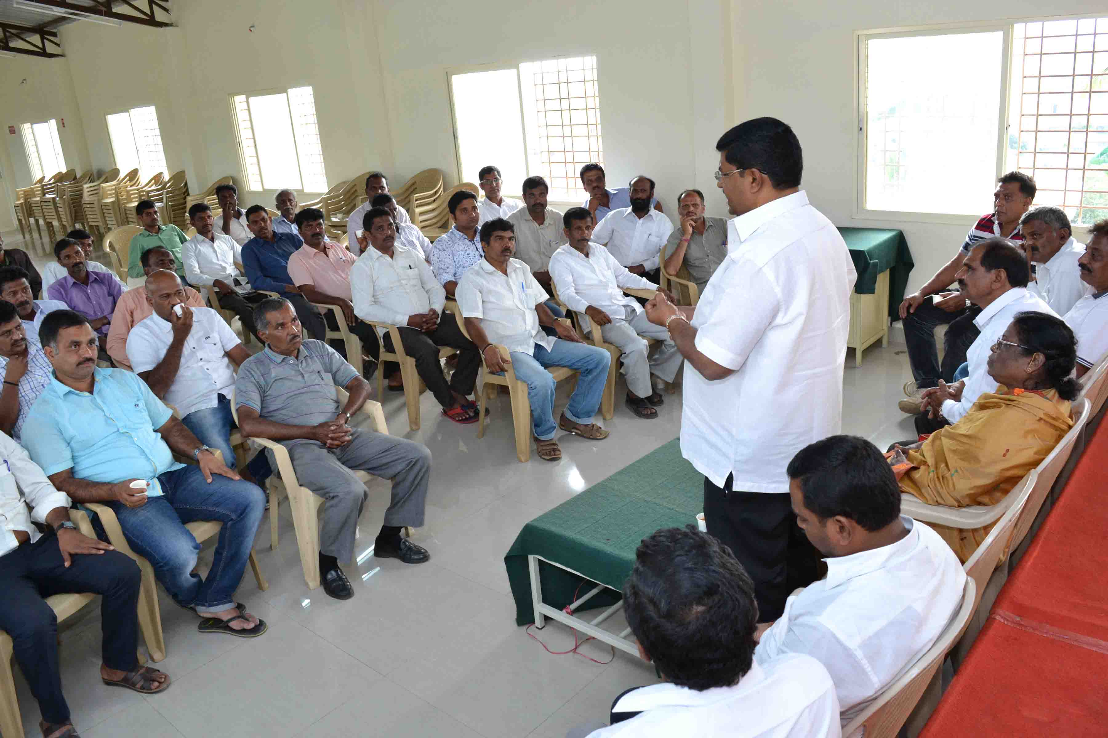 ನಾಯಕತ್ವ ಗುಣ ಬೆಳೆಸಿಕೊಳಿ್ಳ: ಮೋಟಮ್ಮ